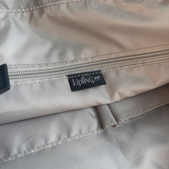 Kipling Multi-Pocket Shoulder Tote ATHENA the Gorilla! - Picture 9 of 16